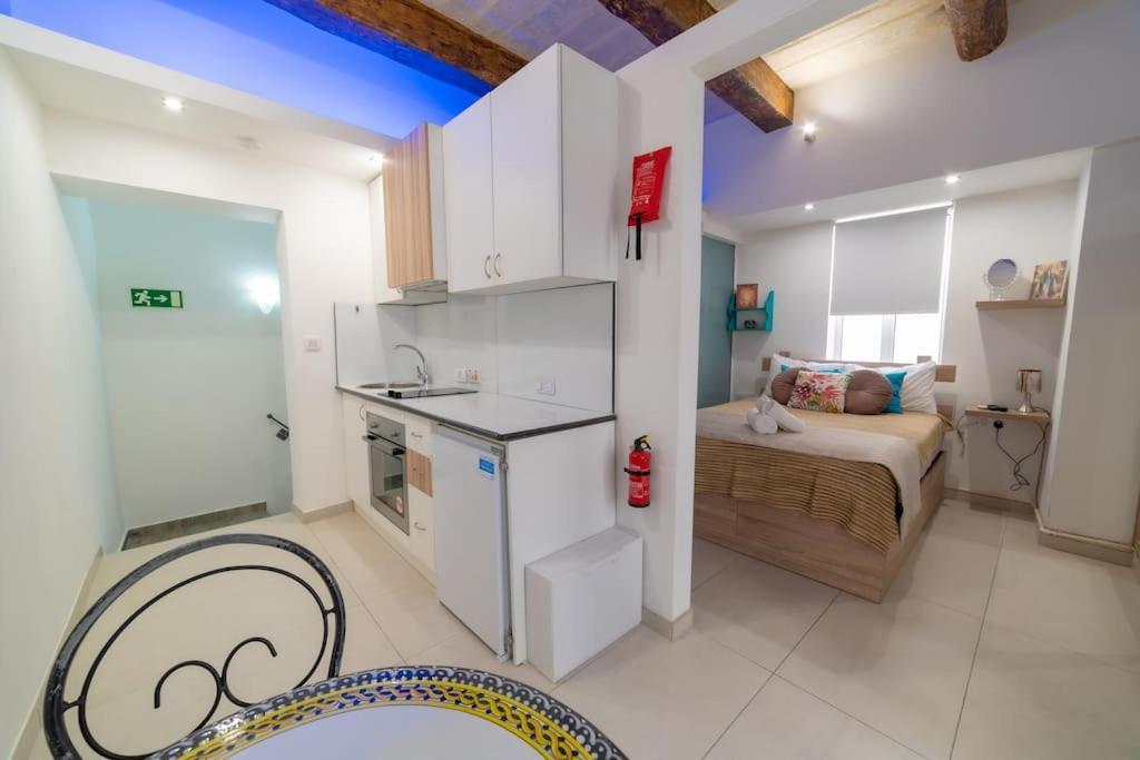 Jbo- Joette'S Bliss Oasis Apartment Валета Екстериор снимка
